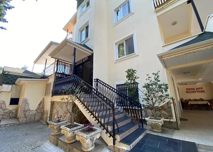 Готель Dede Apart *